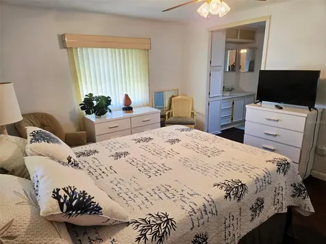 5316 53rd Avenue E Bradenton FL 34203