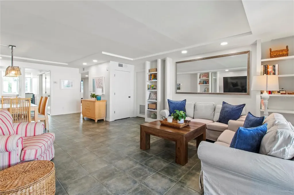 829 Bayport Way Longboat Key FL 34228