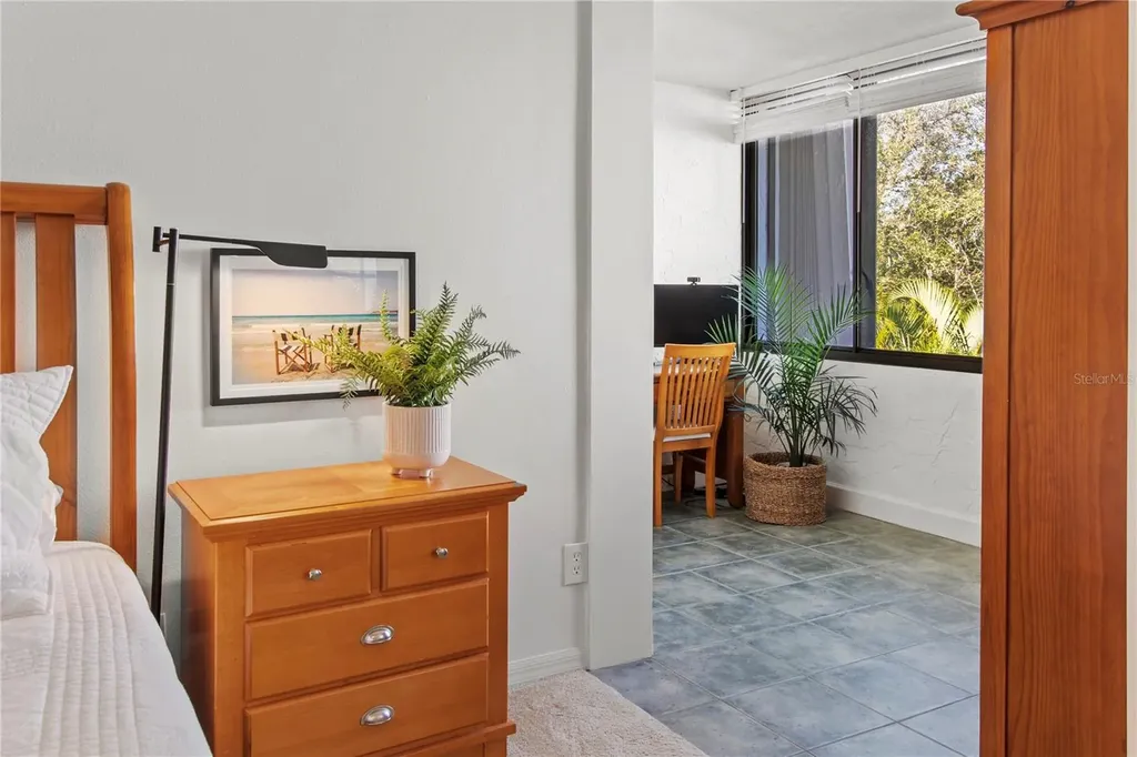 829 Bayport Way Longboat Key FL 34228