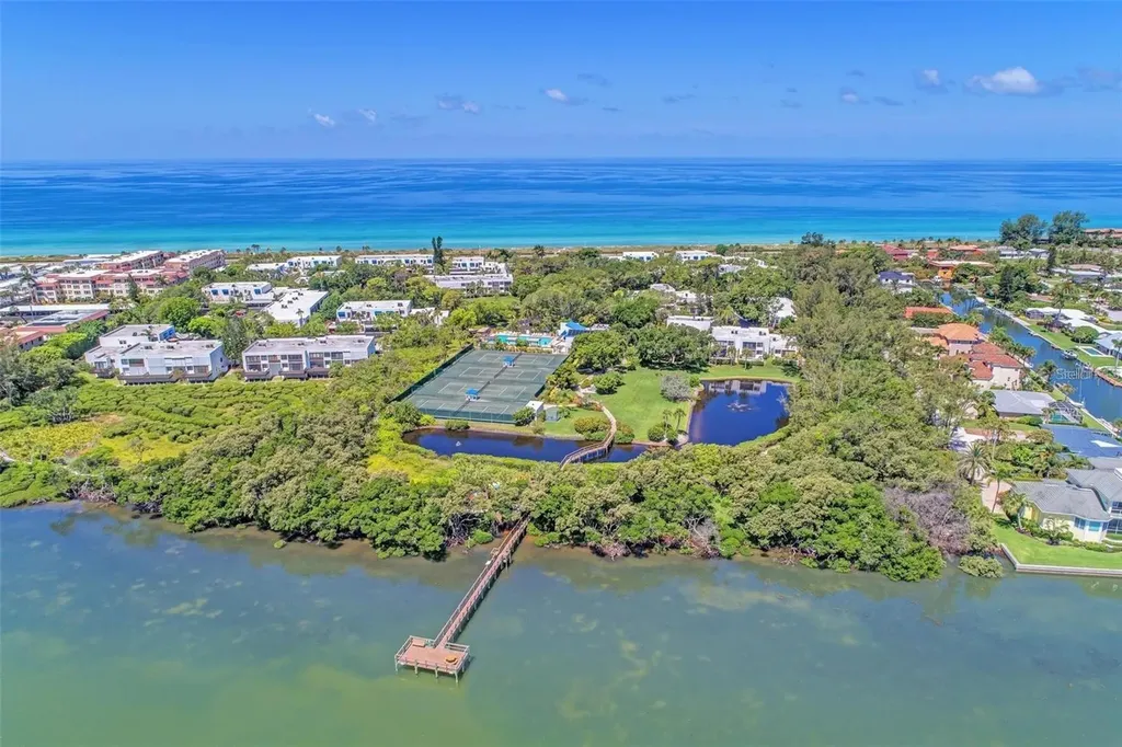 829 Bayport Way Longboat Key FL 34228