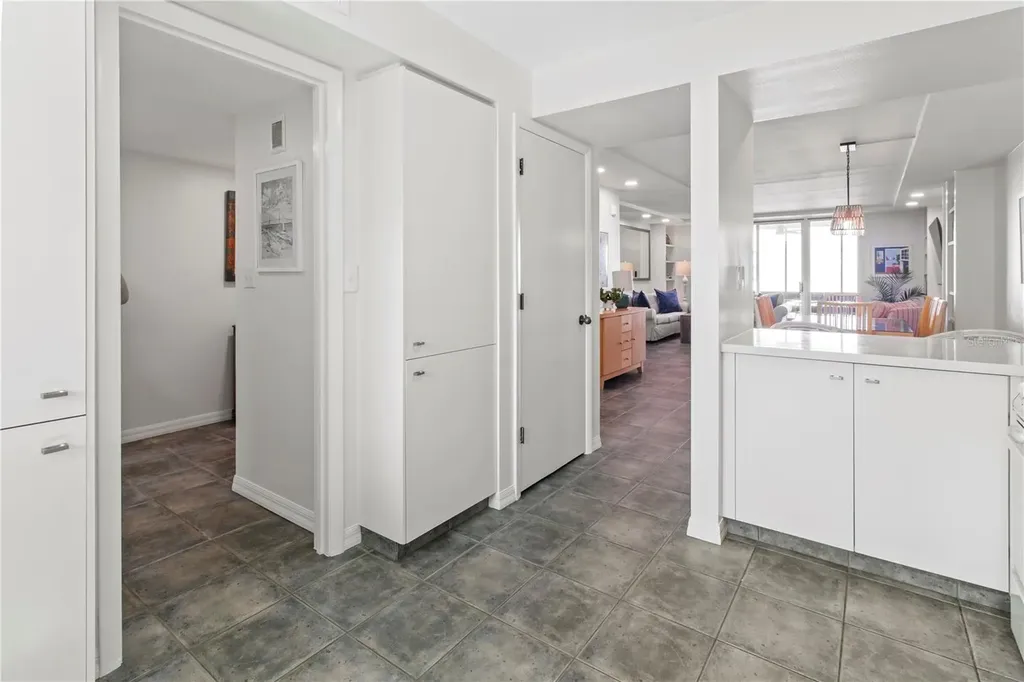 829 Bayport Way Longboat Key FL 34228