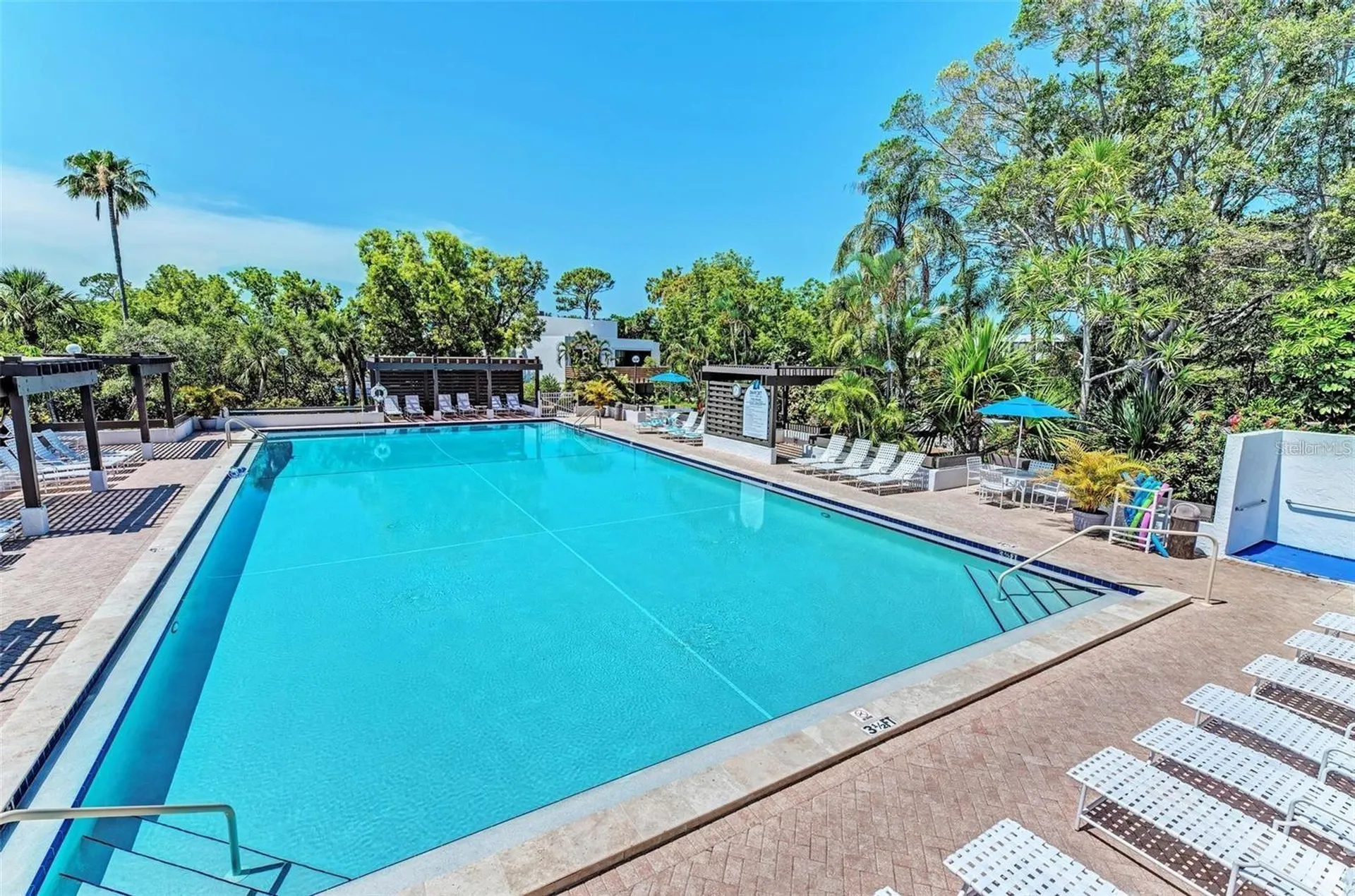 829 Bayport Way Longboat Key FL 34228