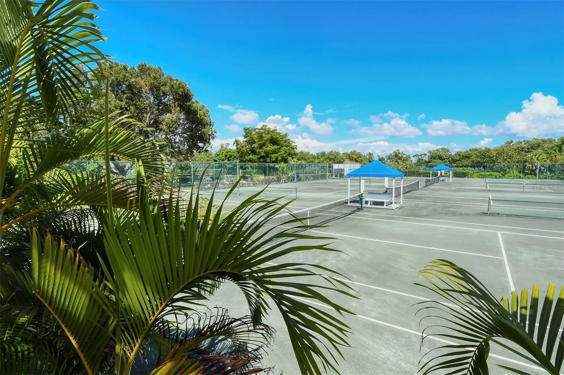 829 Bayport Way Longboat Key FL 34228