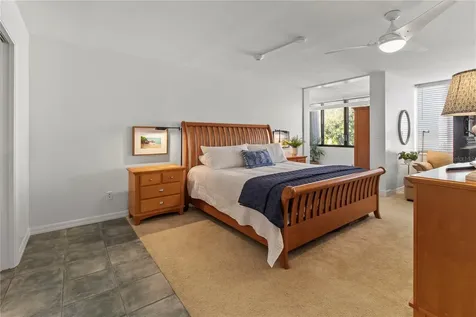 829 Bayport Way Longboat Key FL 34228