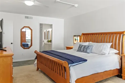 829 Bayport Way Longboat Key FL 34228