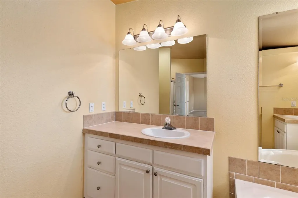 7863 SW 6th Place Ocala FL 34474
