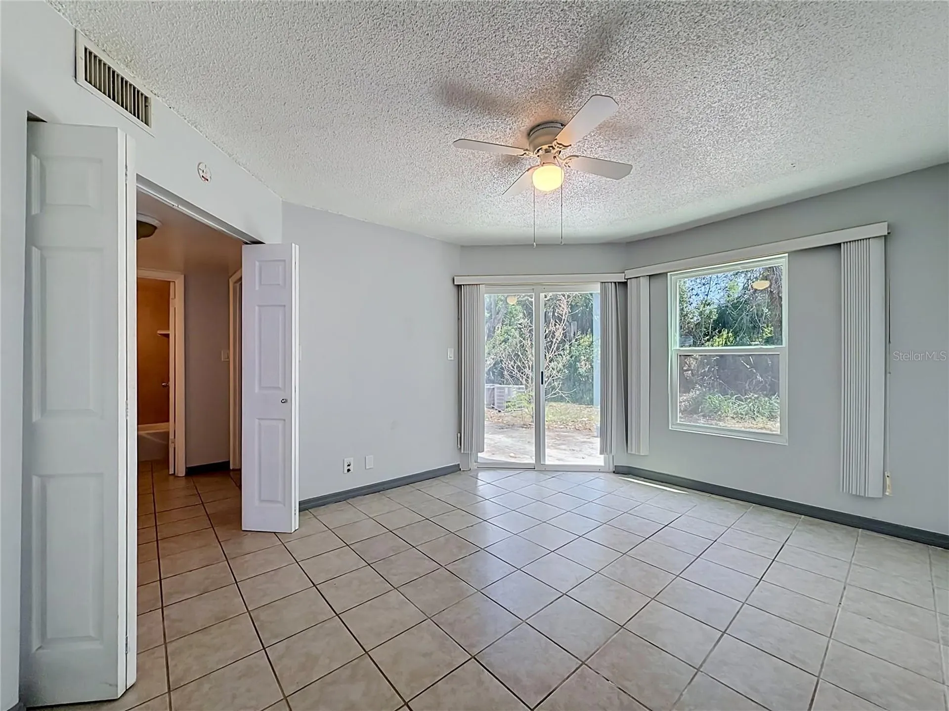 2636 Lemon Tree Lane Orlando FL 32839