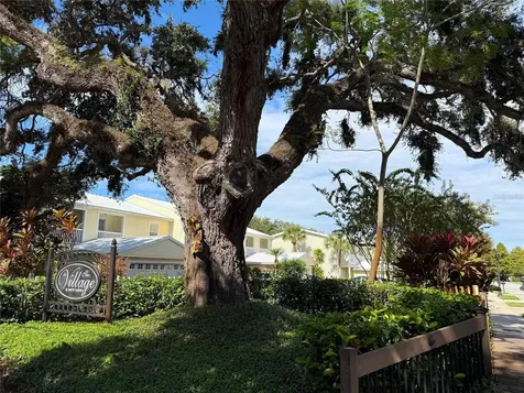 915 Woodbridge Court Safety Harbor FL 34695