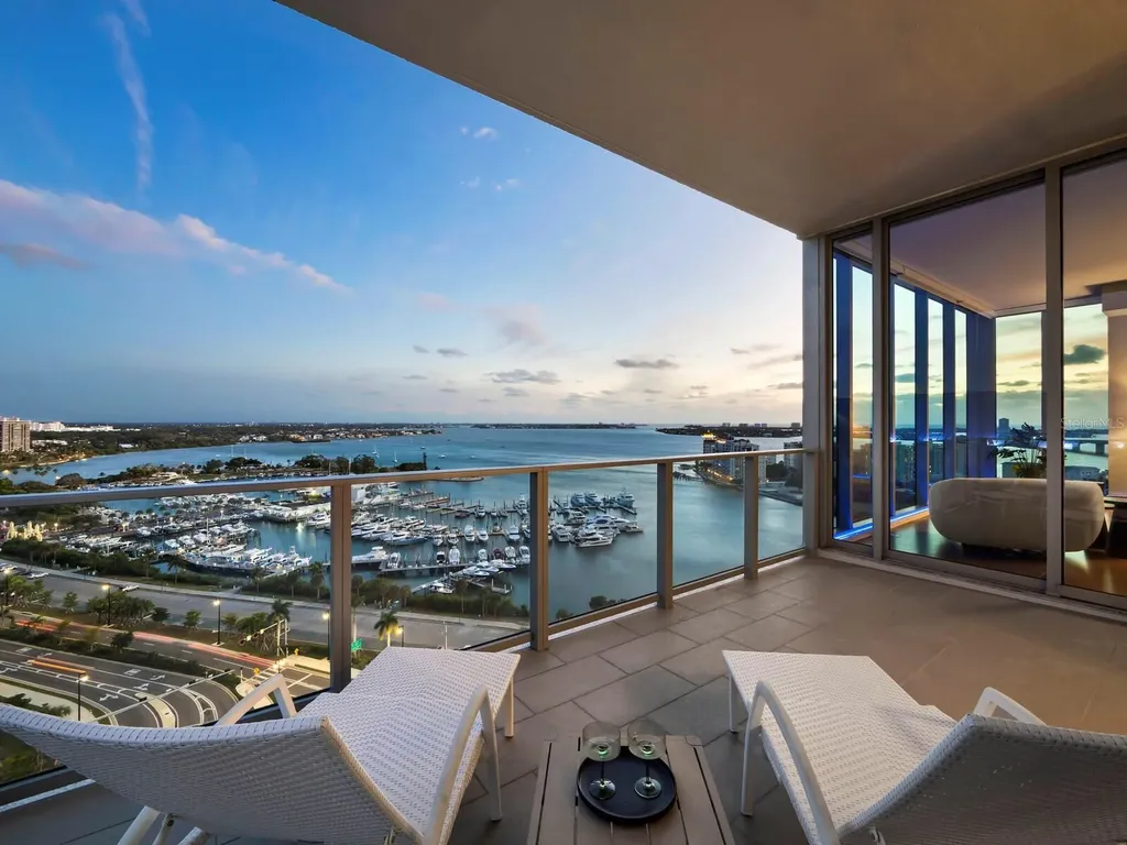 1155 N Gulfstream Avenue Sarasota FL 34236