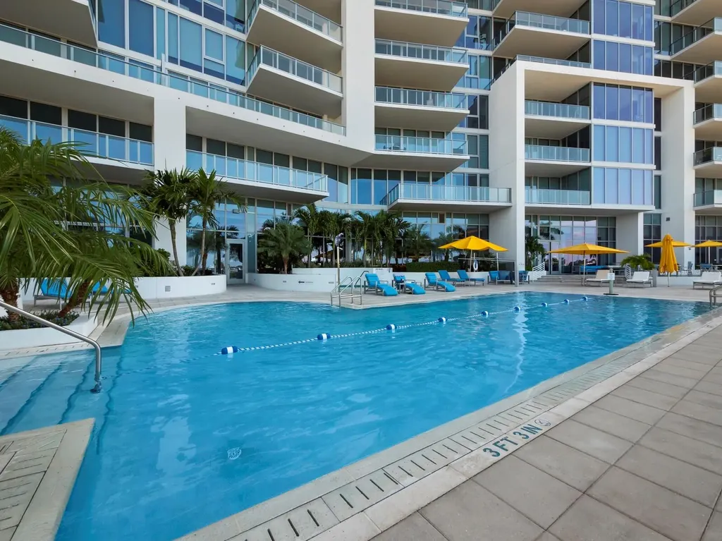 1155 N Gulfstream Avenue Sarasota FL 34236