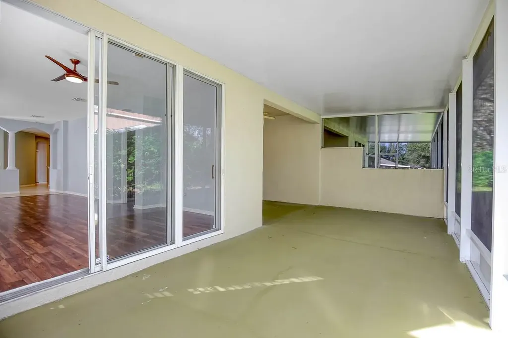 5922 Phoebenest Drive Lithia FL 33547