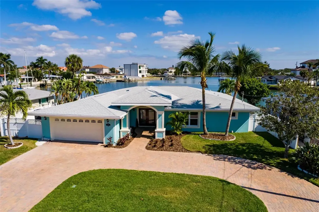 1440 Sea Gull Drive S St Petersburg FL 33707
