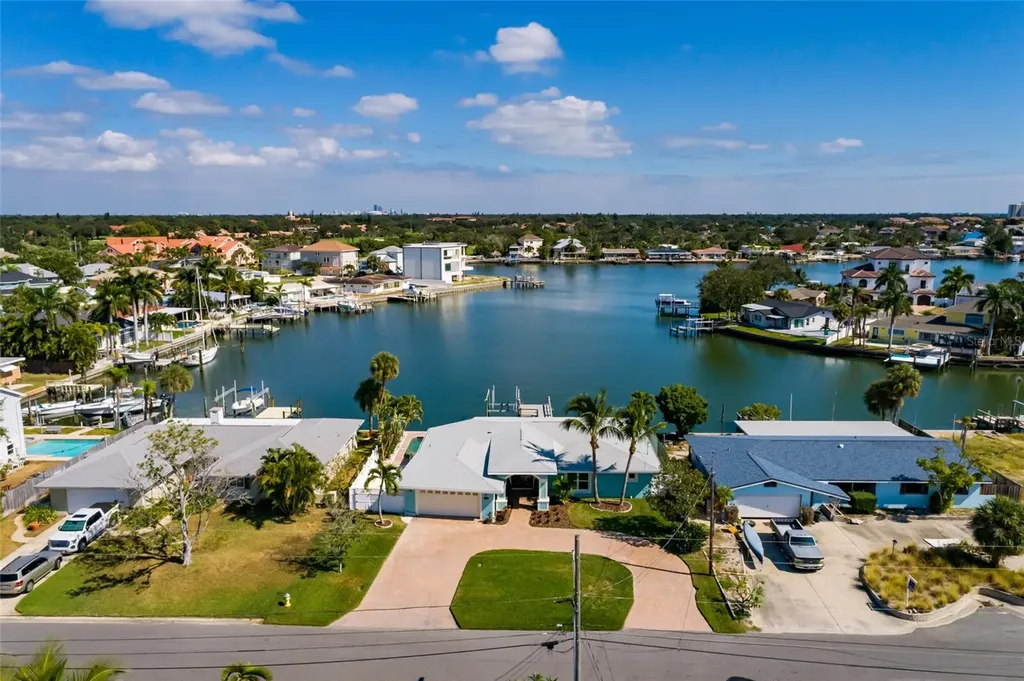 1440 Sea Gull Drive S St Petersburg FL 33707