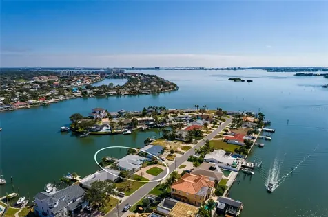 1440 Sea Gull Drive S St Petersburg FL 33707