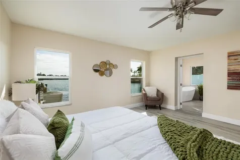1440 Sea Gull Drive S St Petersburg FL 33707