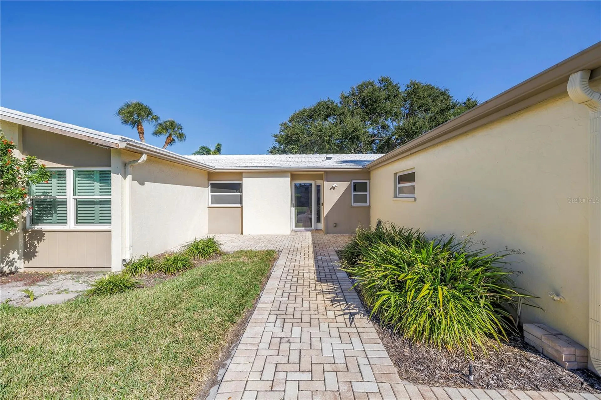 111 Whispering Sands Circle Sarasota FL 34242