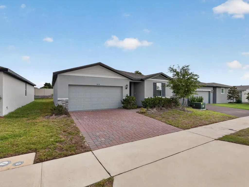 2618 Irish Elk Avenue Davenport FL 33837