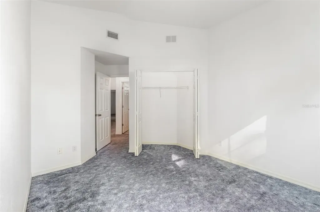 1554 E Silver Hammock Deland FL 32720