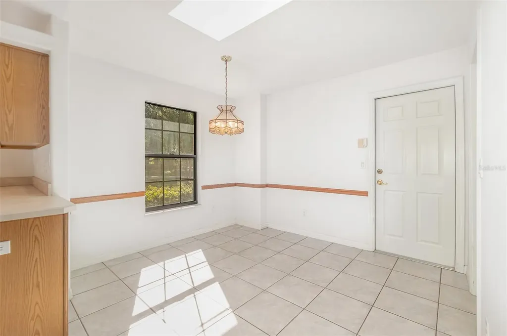 1554 E Silver Hammock Deland FL 32720