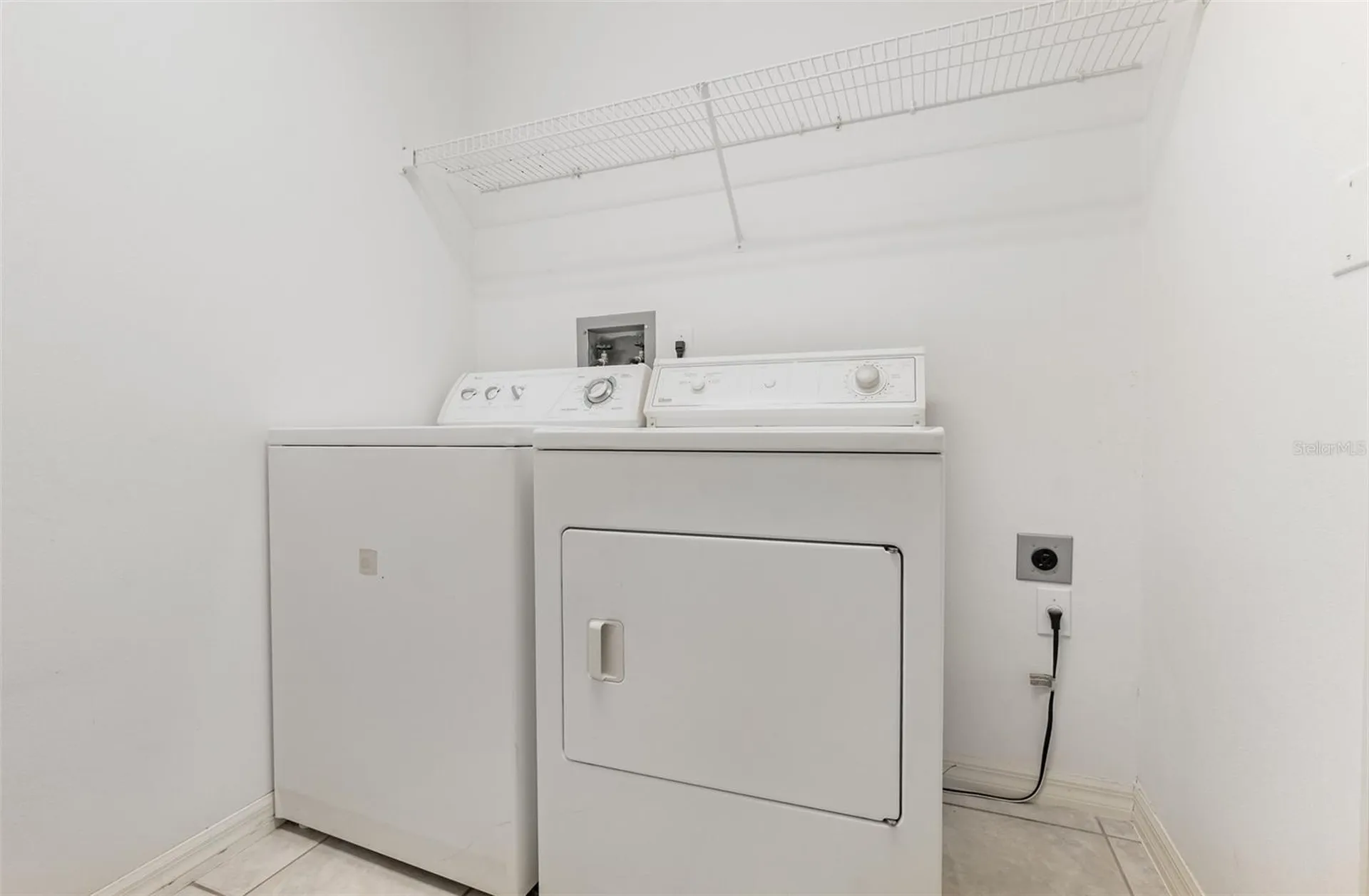 1554 E Silver Hammock Deland FL 32720