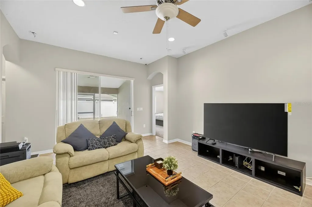 424 Down Pine Drive Seffner FL 33584