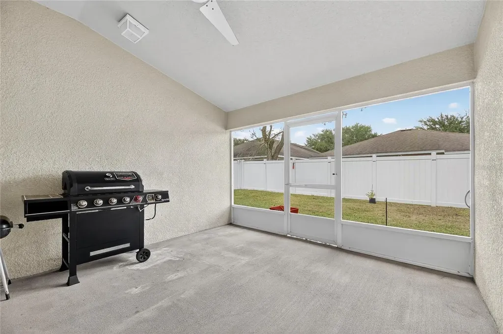 424 Down Pine Drive Seffner FL 33584