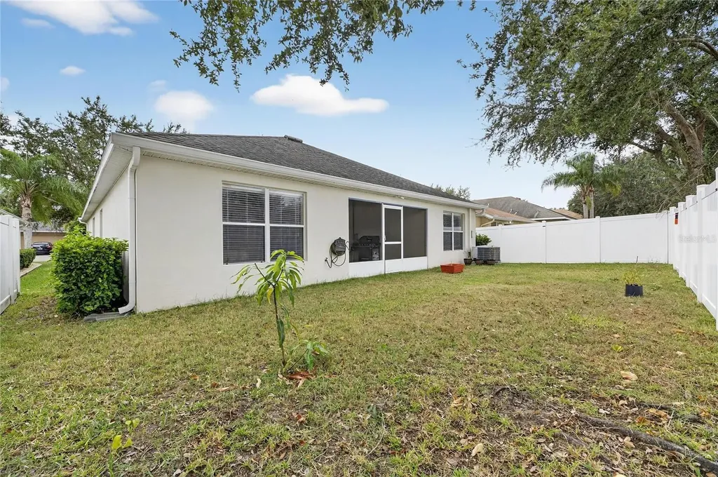 424 Down Pine Drive Seffner FL 33584