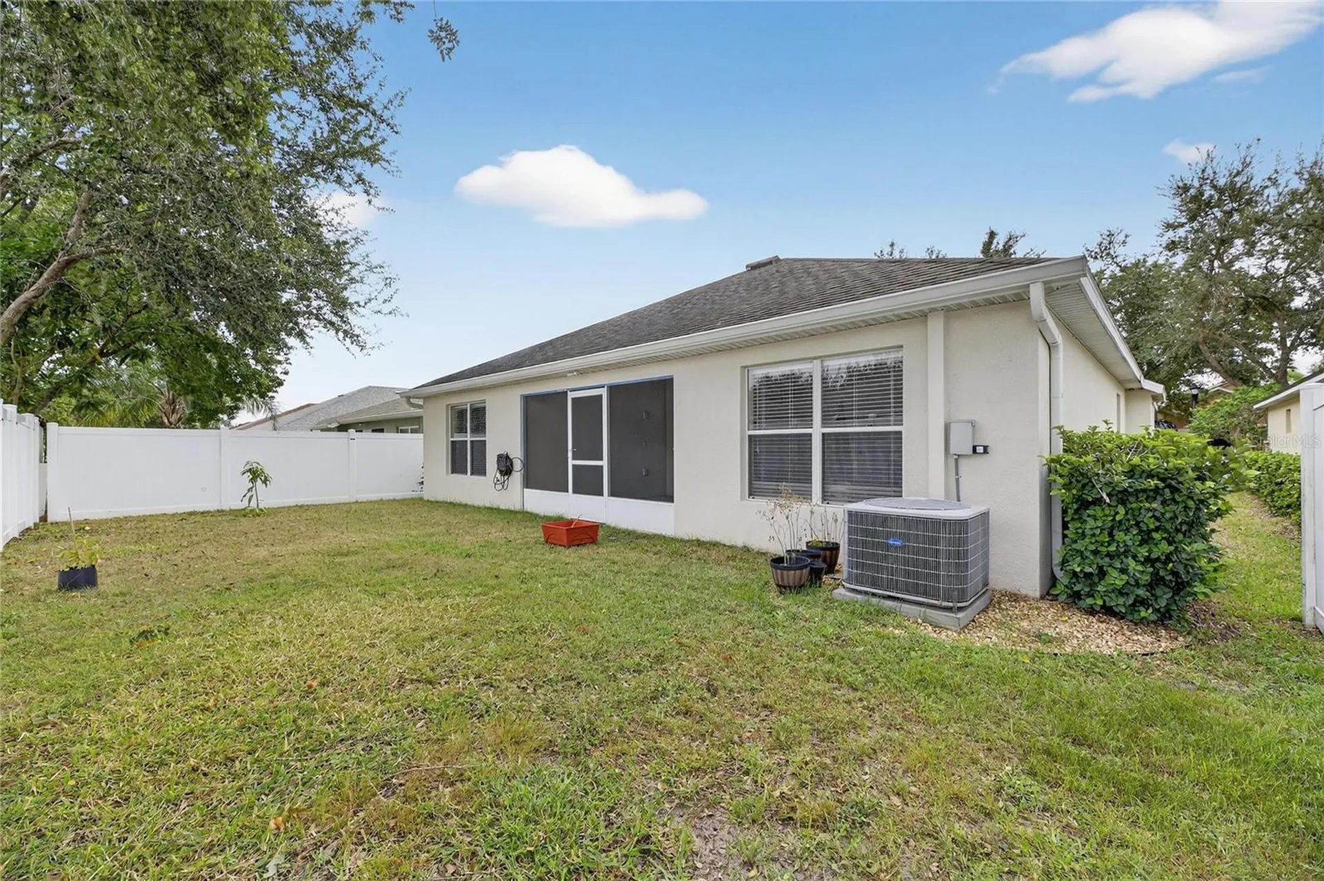 424 Down Pine Drive Seffner FL 33584