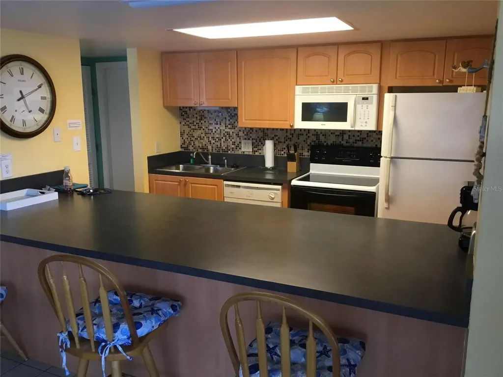 1571 S Atlantic Avenue New Smyrna Beach FL 32169