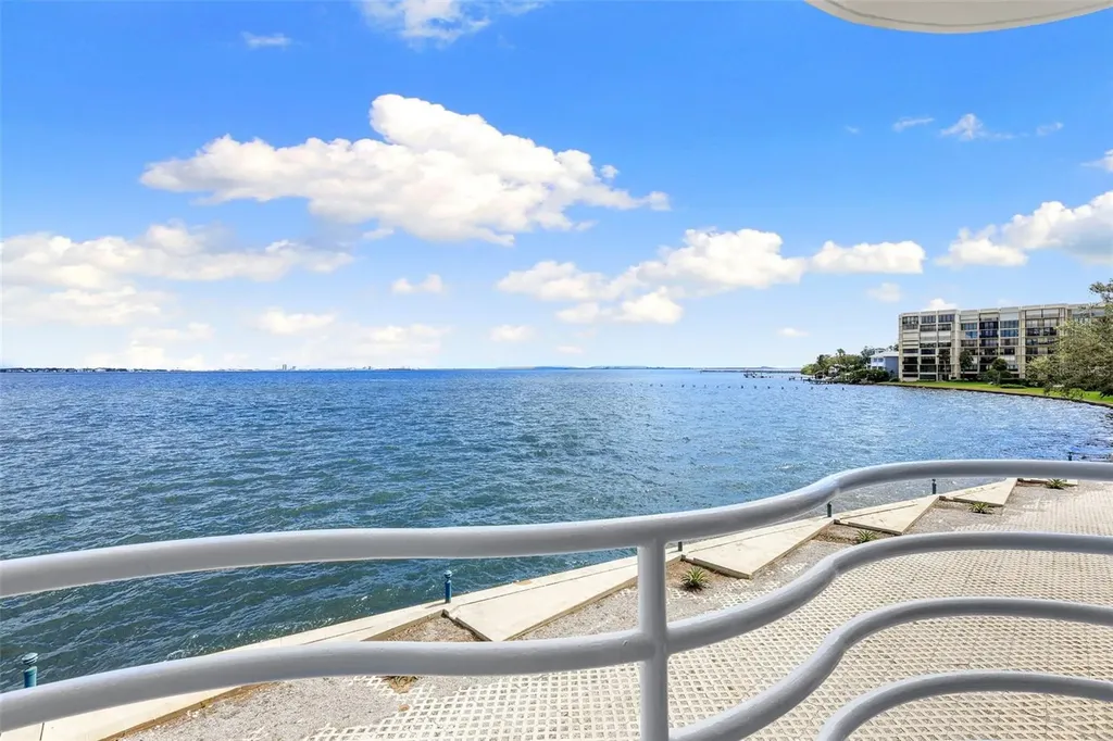 4950 Bayshore Boulevard Tampa FL 33611