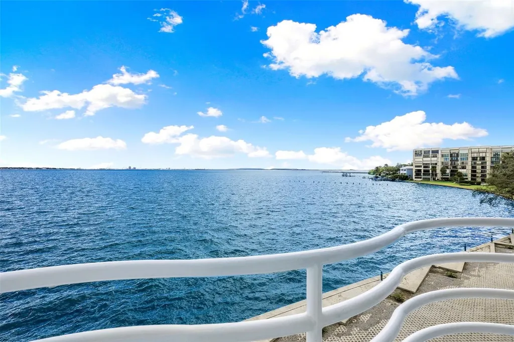 4950 Bayshore Boulevard Tampa FL 33611
