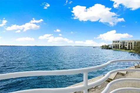 4950 Bayshore Boulevard Tampa FL 33611