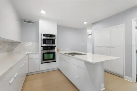 4950 Bayshore Boulevard Tampa FL 33611