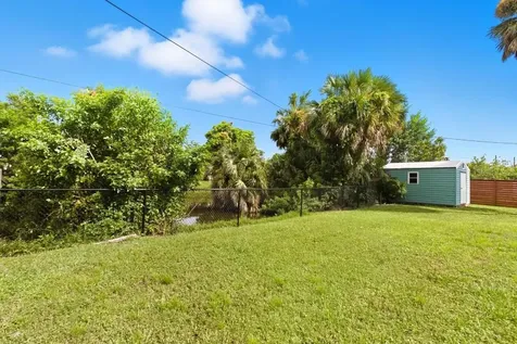 3030 Palm Drive Punta Gorda FL 33950