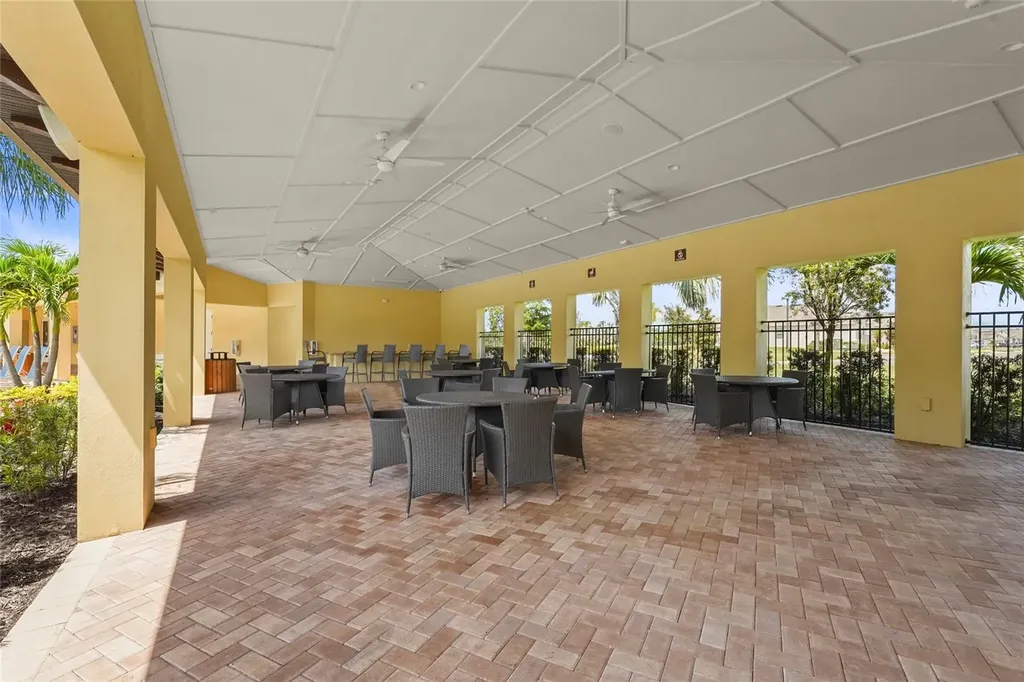 17448 Harvest Moon Way Bradenton FL 34211