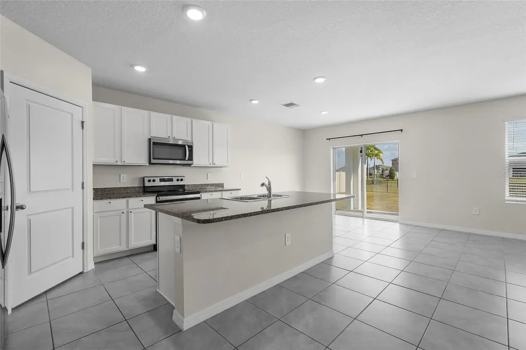 17448 Harvest Moon Way Bradenton FL 34211