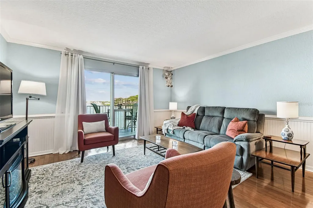 464 N Paula Drive Dunedin FL 34698