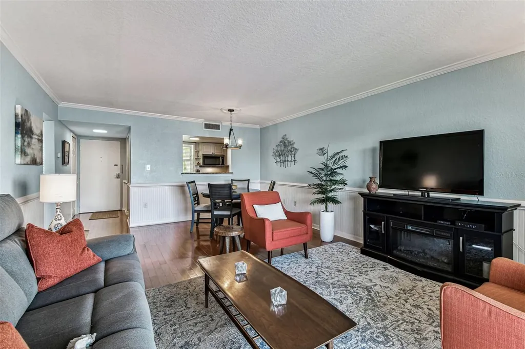 464 N Paula Drive Dunedin FL 34698