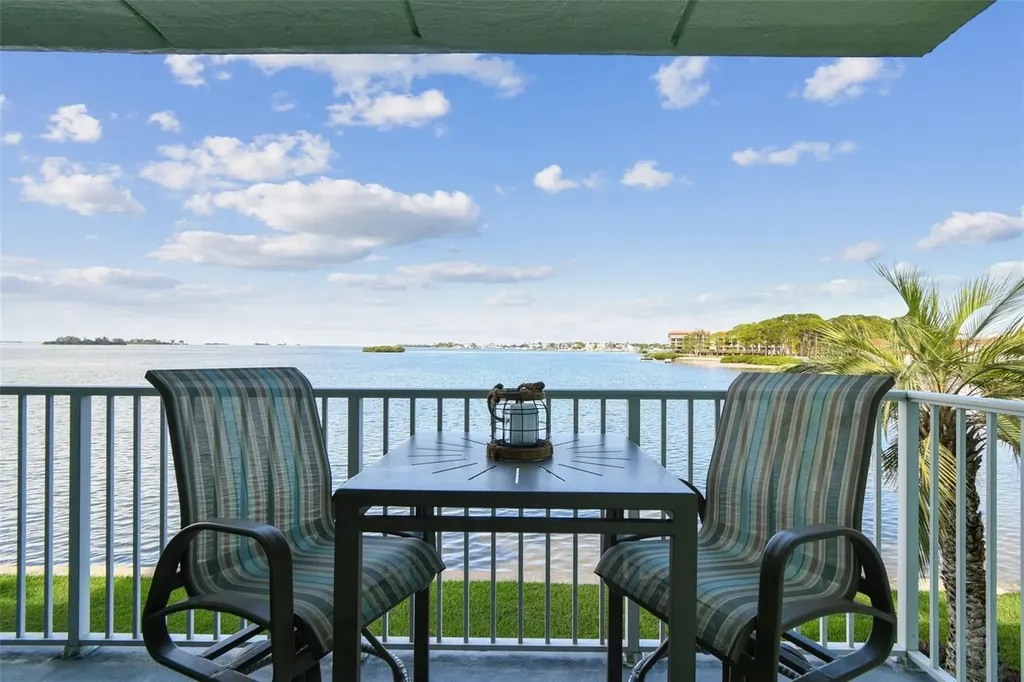 464 N Paula Drive Dunedin FL 34698