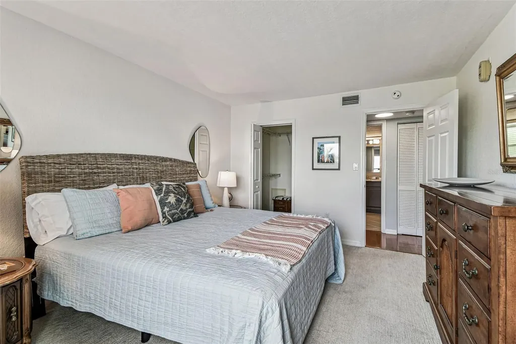 464 N Paula Drive Dunedin FL 34698