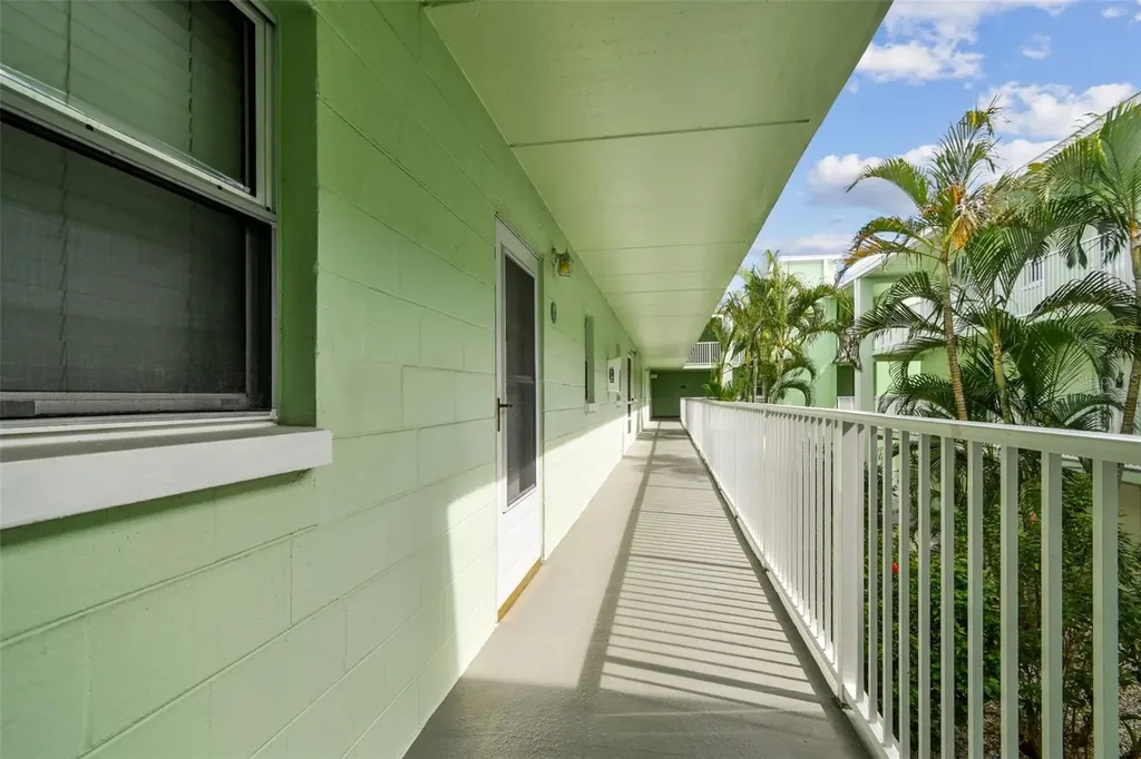 464 N Paula Drive Dunedin FL 34698