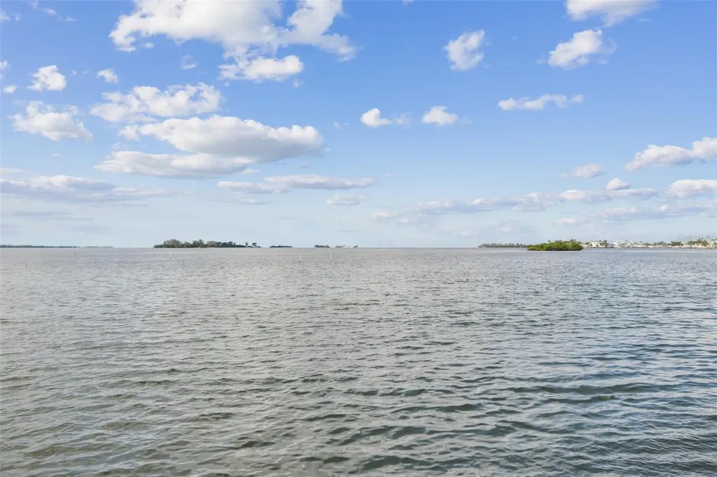 464 N Paula Drive Dunedin FL 34698