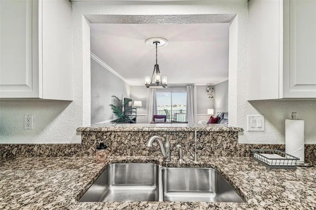 464 N Paula Drive Dunedin FL 34698