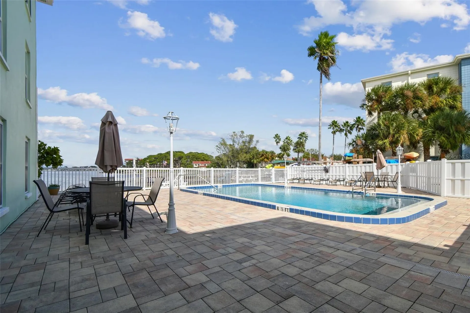 464 N Paula Drive Dunedin FL 34698