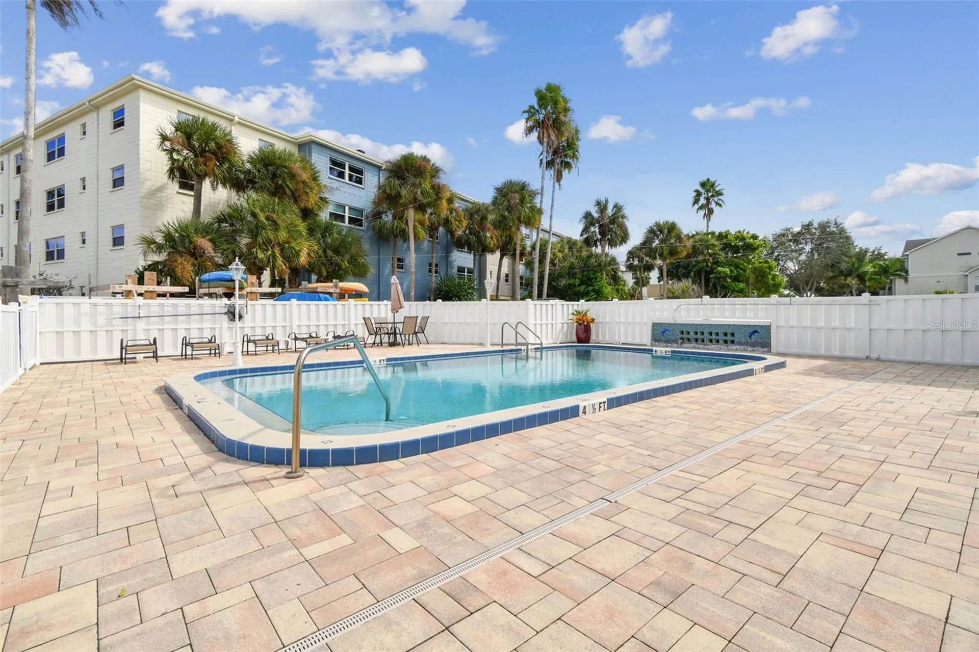464 N Paula Drive Dunedin FL 34698