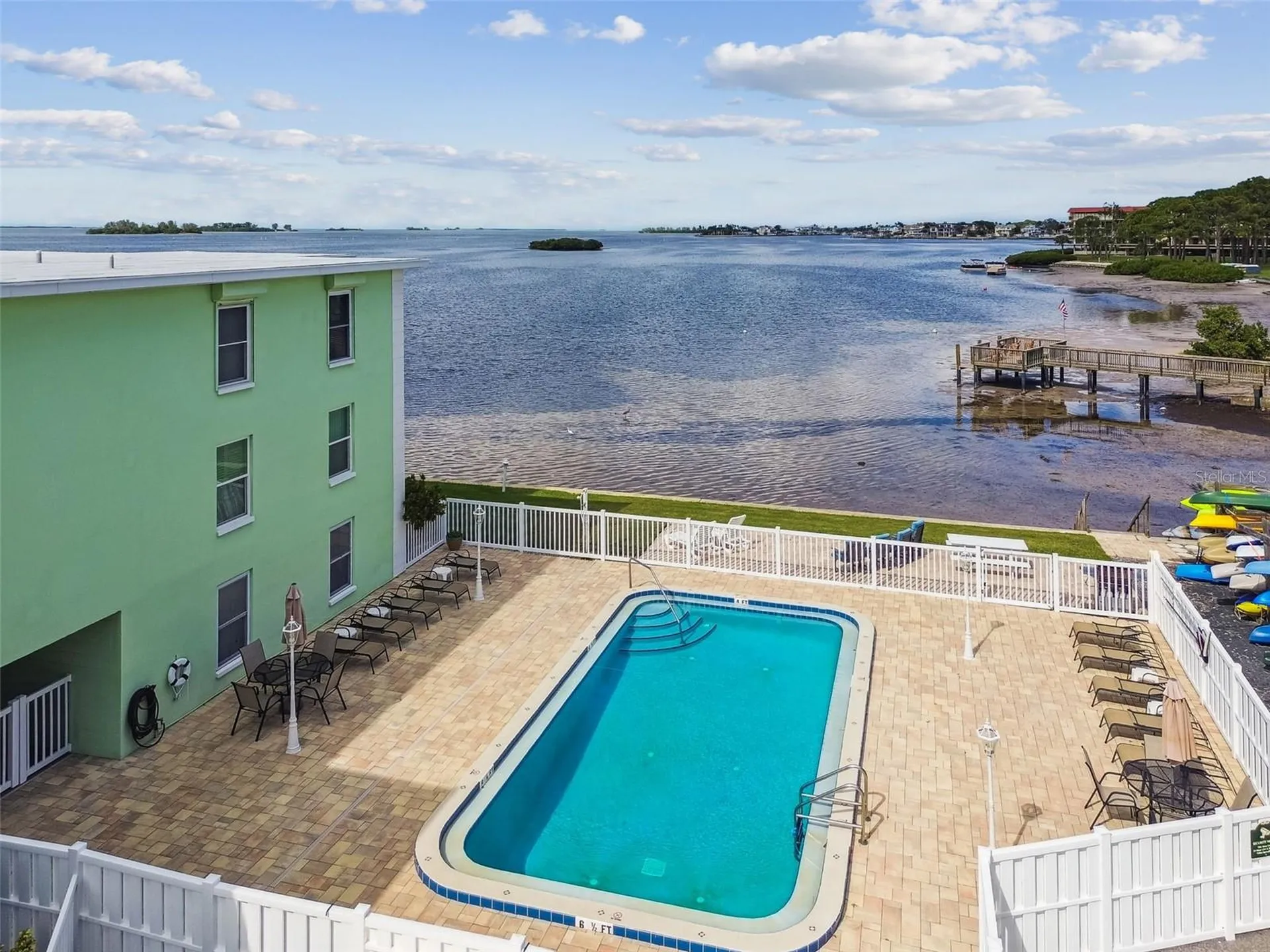 464 N Paula Drive Dunedin FL 34698
