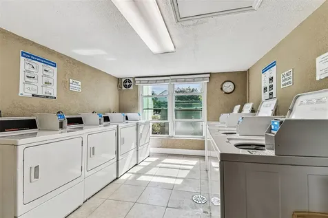 464 N Paula Drive Dunedin FL 34698