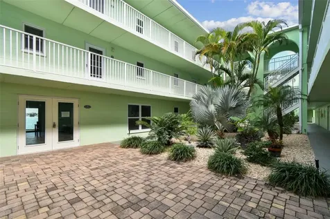 464 N Paula Drive Dunedin FL 34698