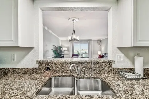 464 N Paula Drive Dunedin FL 34698