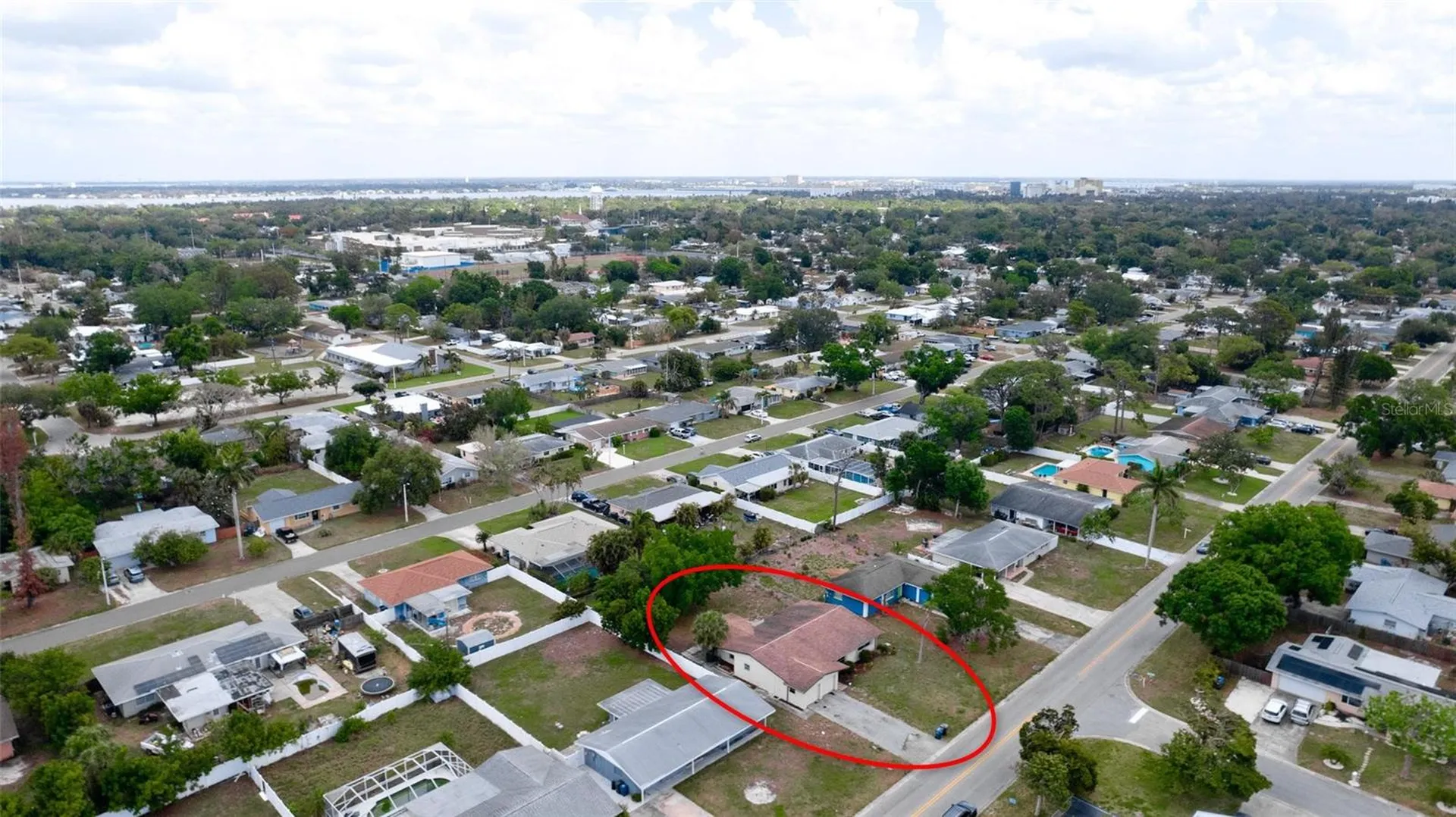 3704 17th Avenue W Bradenton FL 34205